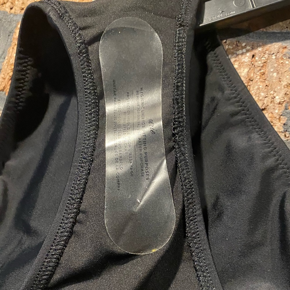 AERIE BLACK BIKINI BOTTOMS - Picture 3 of 11